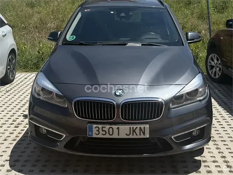 Usado BMW 220 Comfort Edition 190 CV (139 kW) 2015 Negro Familiar