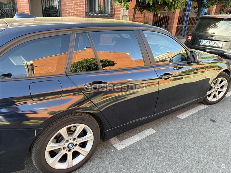 Käytetty BMW 318 143 HP (105 kW) 2015 Sininen Farmari