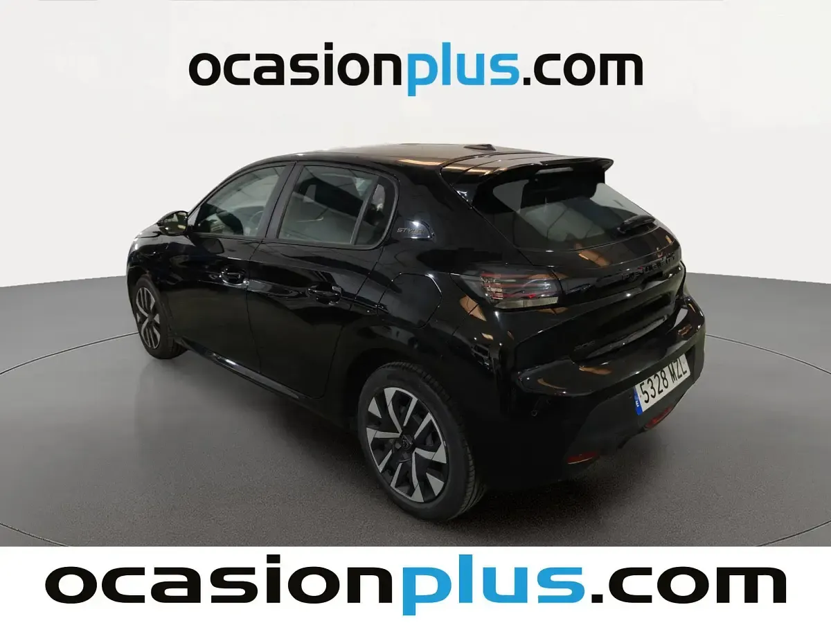 Usado Peugeot 208 Style 101 CV (74 kW) 2025 Negro Utilitario