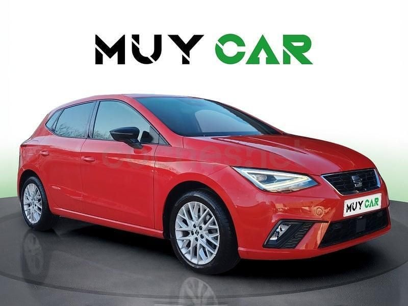 Usado Seat Ibiza FR 110 CV (80 kW) 2022 Rojo Utilitario