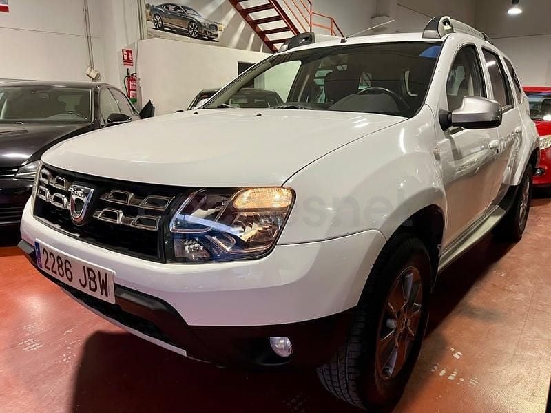 Usado Dacia Duster Ambiance 125 CV (91 kW) 2015 Blanco SUV