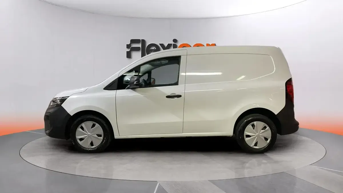 Usado Nissan Townstar Acenta 131 CV (96 kW) 2023 Blanco Monovolumen