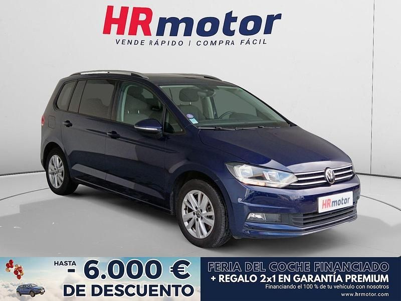 Azul Usado 2022 VW Touran Advance Monovolumen | 29.490 € (Caro) - Imagen 1/4