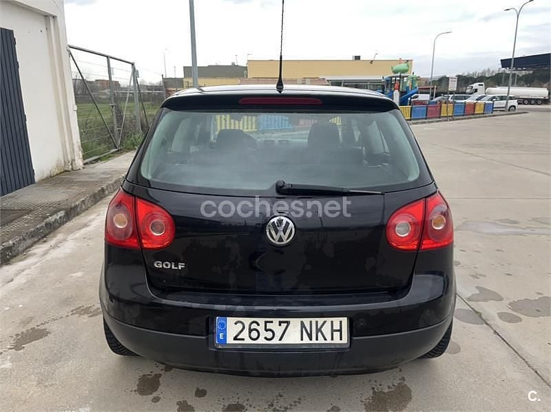 Usado VW Golf V Conceptline 75 CV (55 kW) 2007 Negro Berlina