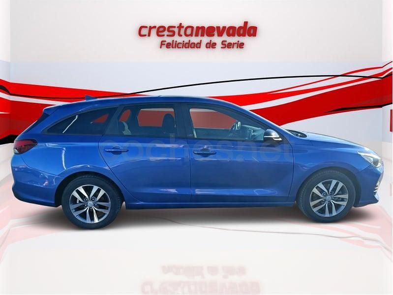 Usado Hyundai i30 120 CV (88 kW) 2019 Azul Familiar