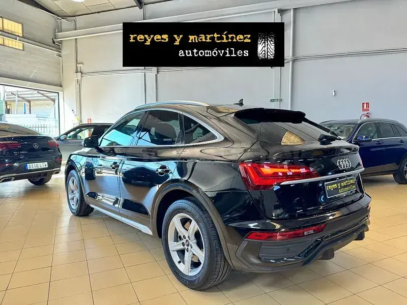 Usado Audi Q5 Sportback Advanced Plus 163 CV (119 kW) 2022 Negro SUV