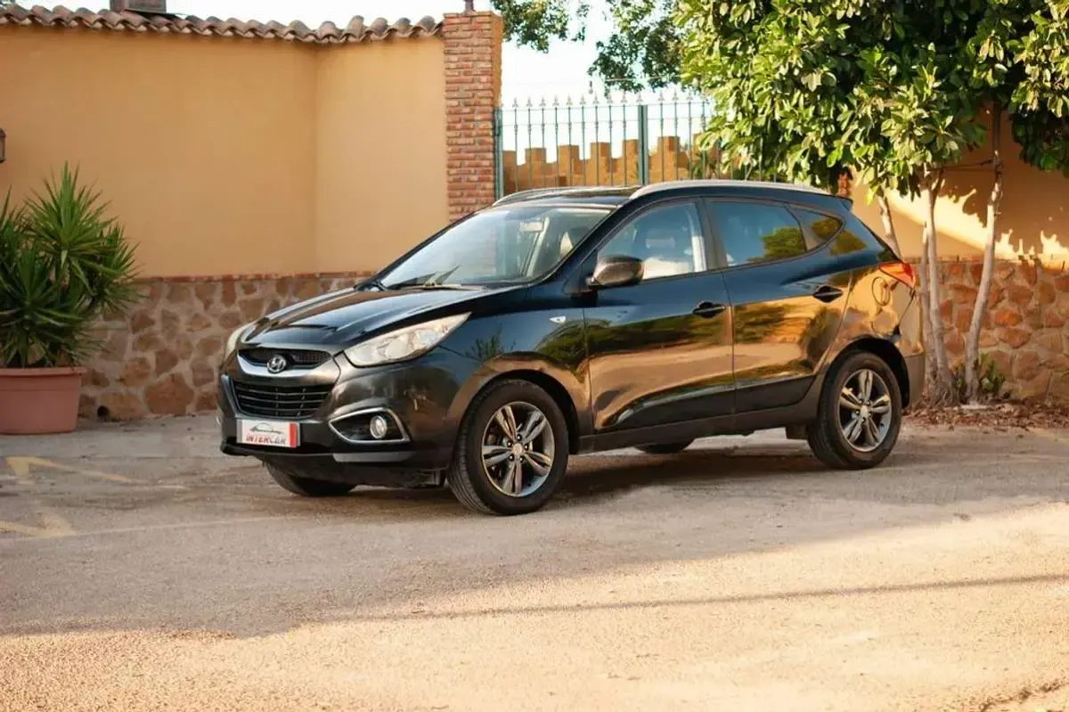 Usado Hyundai ix35 Classic 114 CV (83 kW) 2012 Negro SUV