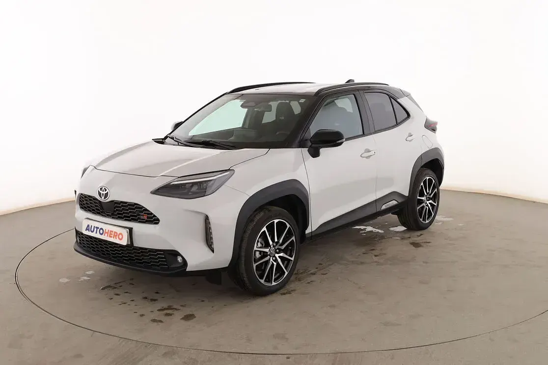Usado Toyota Yaris Cross Sport 131 CV (96 kW) 2024 SUV
