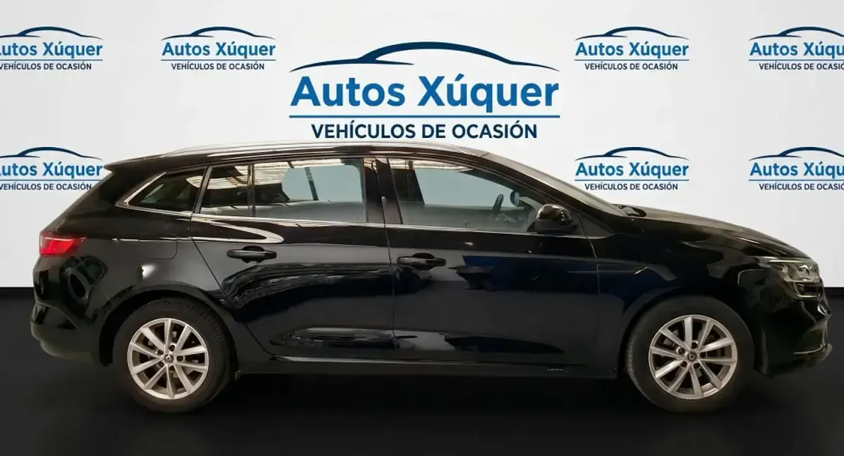Usado Renault Mégane GrandTour Business 116 CV (85 kW) 2020 Negro Familiar