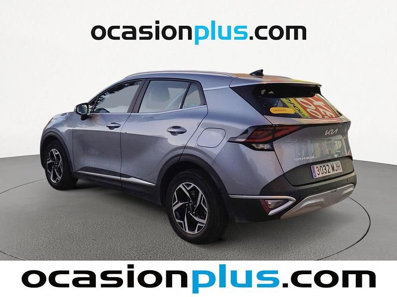 Usado Kia Sportage 136 CV (100 kW) 2023 Gris / plata SUV