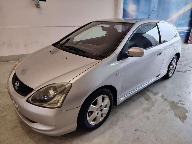 Usado Honda Civic LS 110 CV (80 kW) 2005 Gris Utilitario