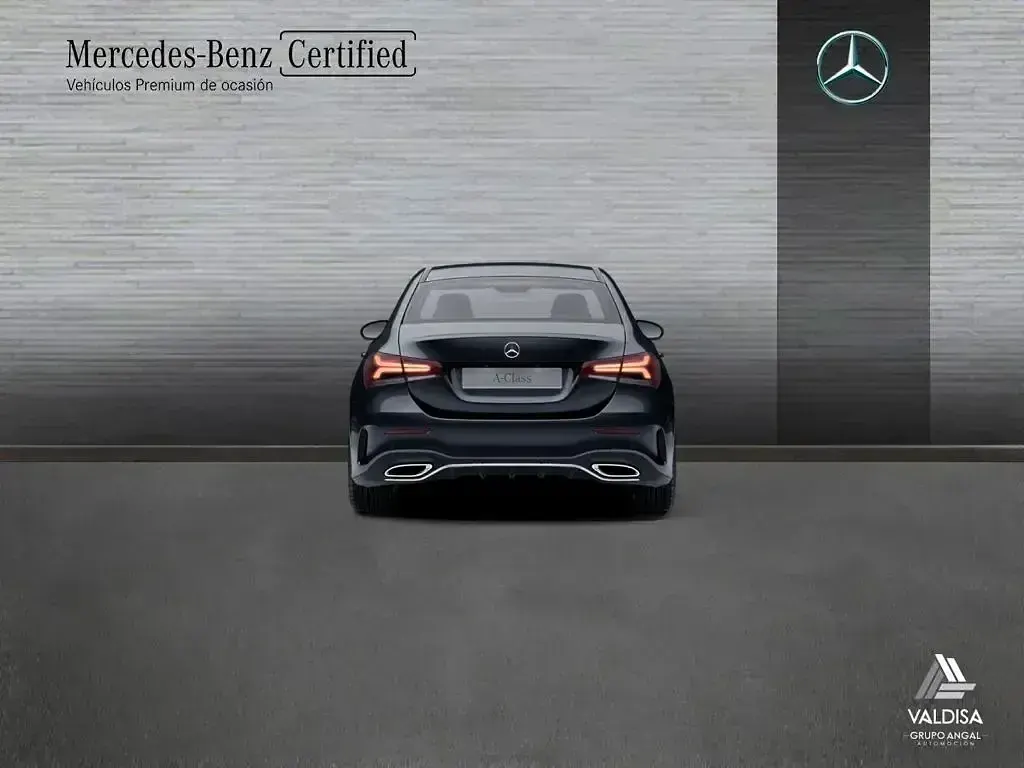 Usado Mercedes A250 AMG line 218 CV (160 kW) 2022 Negro Berlina