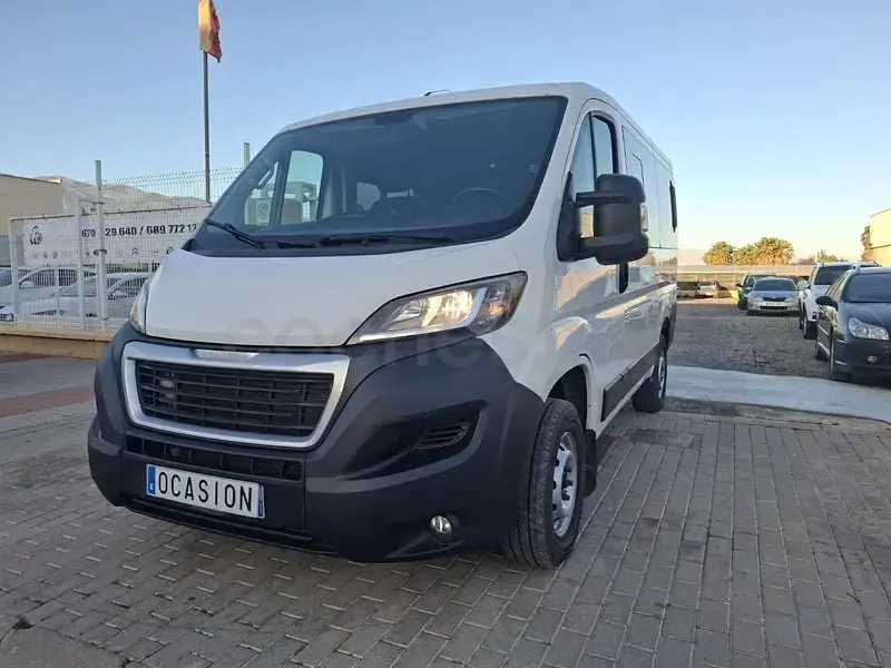 Usado Peugeot Boxer 130 CV (95 kW) 2018 Blanco Van