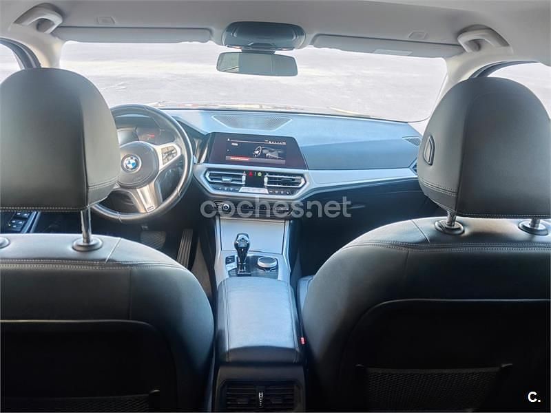 Usado BMW 318 150 CV (110 kW) 2021 Gris / plata Familiar