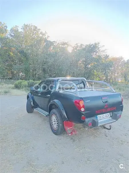 Usado Mitsubishi L200 Intense+ 136 CV (100 kW) 2008 Negro Pickup/Camioneta