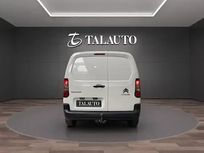 Usado Citroën Berlingo Live 102 CV (75 kW) 2021 Blanco Monovolumen