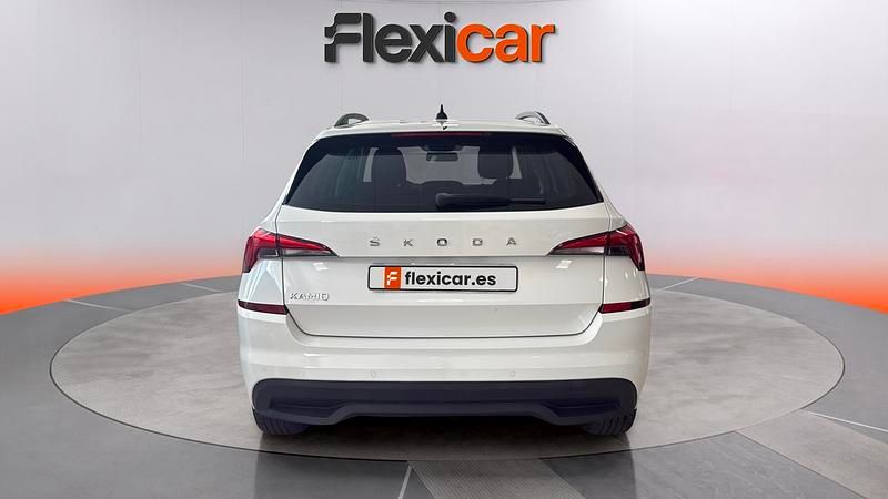 Usado Skoda Kamiq Active 95 HP (69 kW) 2020 Branco SUV