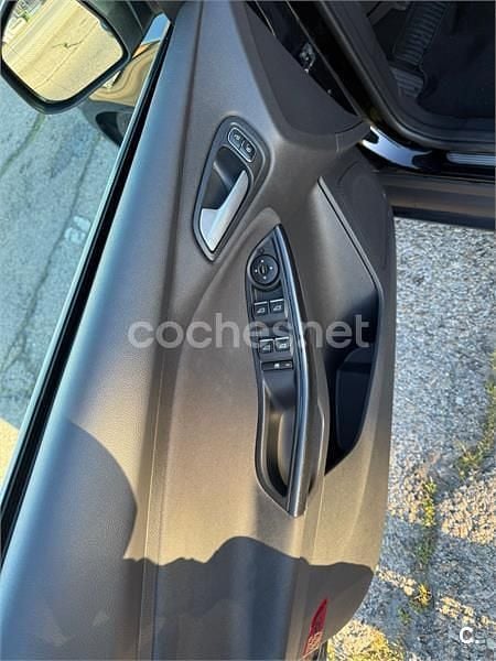 Usado Ford Focus Business Edition 125 CV (91 kW) 2016 Negro Berlina
