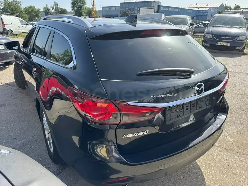 Usado Mazda 6 Luxury 150 CV (110 kW) 2013 Negro Familiar