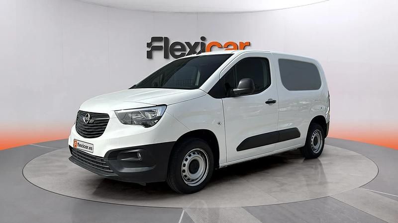 Usado Opel Combo S 102 CV (75 kW) 2022 Blanco Monovolumen