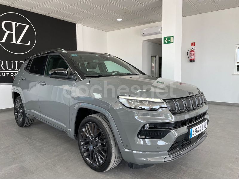 Gris / plata Usado 2022 Jeep Compass Night Eagle SUV | 21.500 € (Un poco caro) - Imagen 1/4