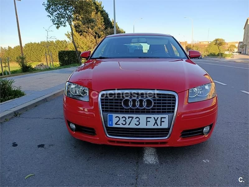 Usado Audi A3 Ambition 170 CV (125 kW) 2008 Rojo Utilitario