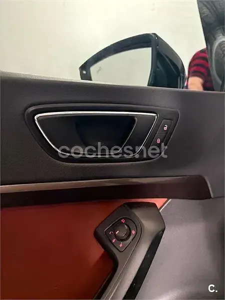 Usado Seat Ateca 4Drive 190 CV (139 kW) 2017 Negro SUV