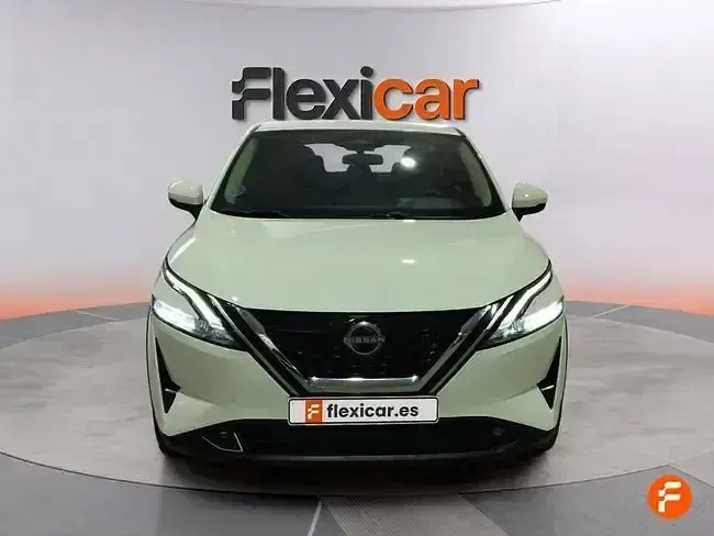 Usado Nissan Qashqai Acenta 190 CV (139 kW) 2023 Blanco SUV