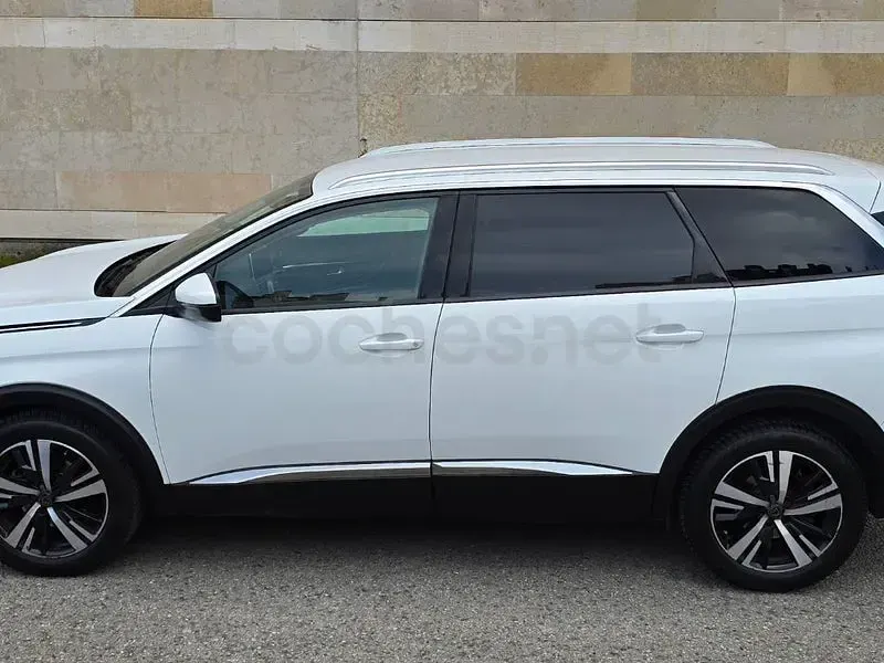 Usado Peugeot 5008 Active 130 CV (95 kW) 2018 Blanco SUV