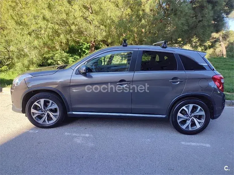 Usado Citroën C4 Aircross Exclusive 114 CV (83 kW) 2014 Marrón SUV