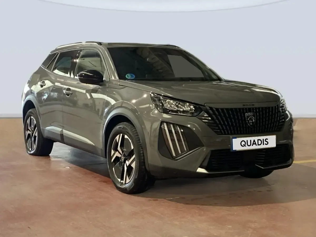 Usado Peugeot 2008 Allure 145 CV (106 kW) 2025 Gris SUV