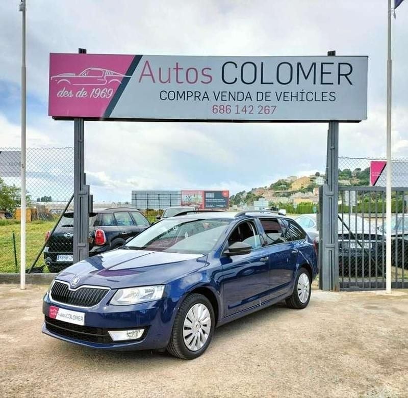 Usado Skoda Octavia Active 110 CV (80 kW) 2016 Azul Utilitario