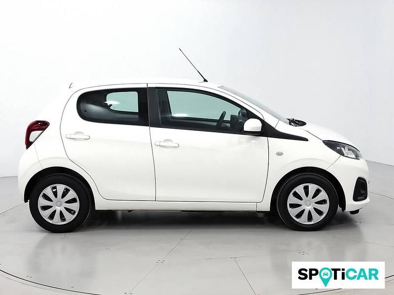 Usado Peugeot 108 Active 72 CV (52 kW) 2021 Blanco