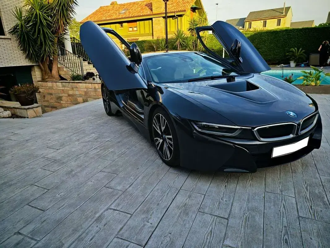 Usado BMW i8 362 CV (266 kW) 2017 Gris Coupe