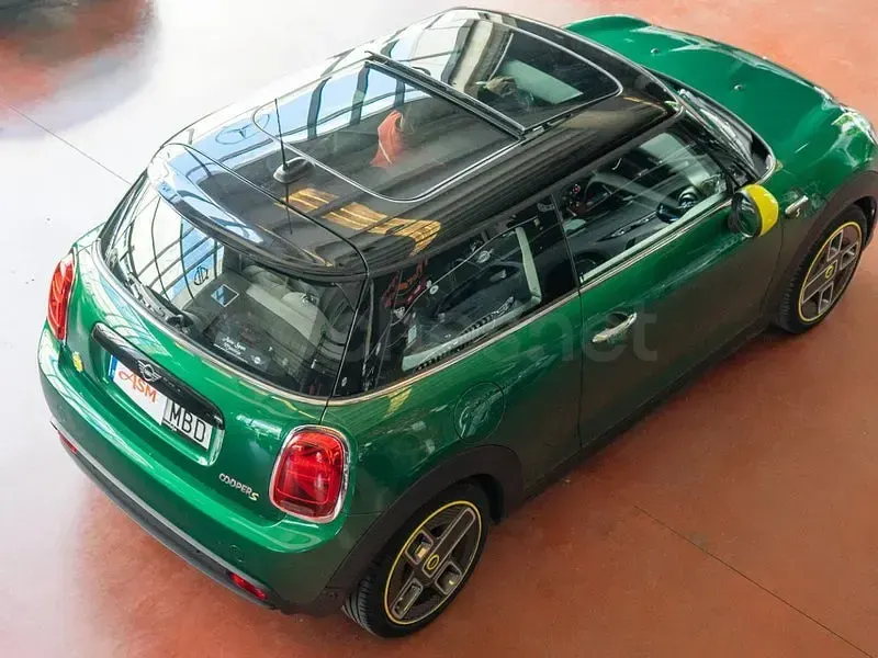 Usado Mini Cooper SE 135 kW (184 CV) 2022 Eléctrico Utilitario