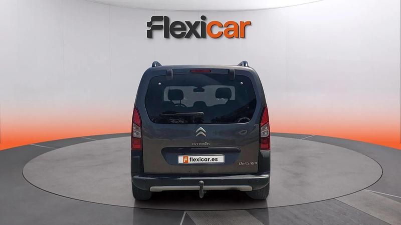 Usado Citroën Berlingo Feel 110 CV (80 kW) 2017 Gris Monovolumen