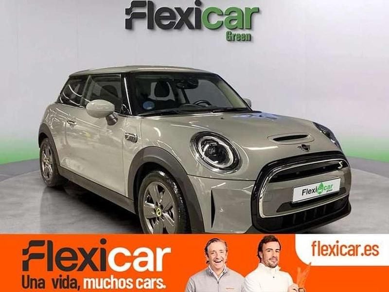 Usado Mini Cooper SE 135 kW (184 CV) 2022 Gris Utilitario