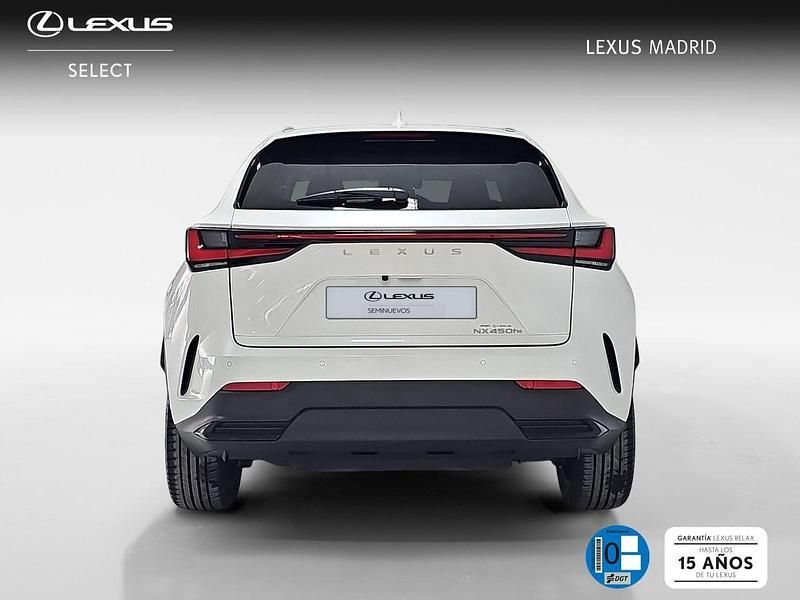 Usado Lexus NX450h+ Luxury Line 306 CV (225 kW) 2024 Blanco SUV