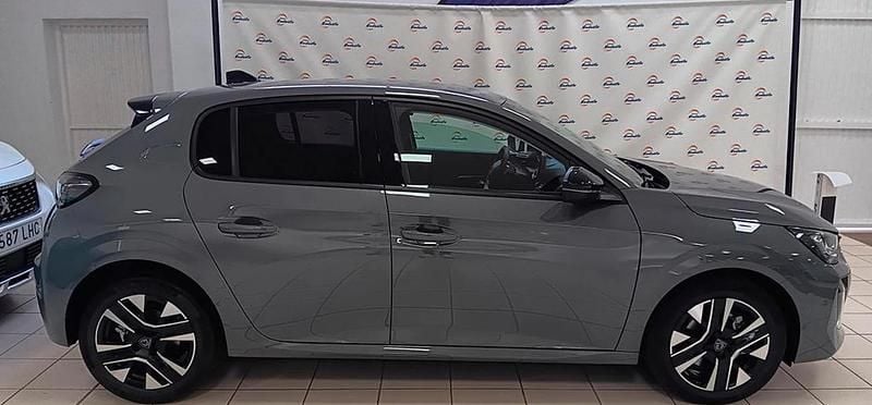 Nieuw Peugeot 208 Allure 102 PK (75 kW) 2025 Grijs Hatchback