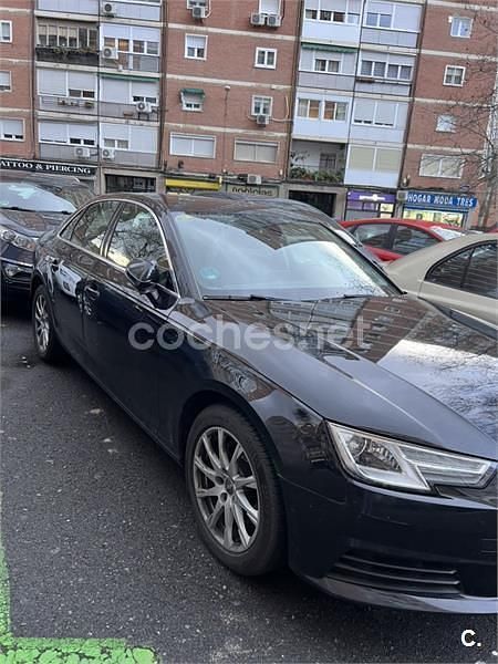 Usado Audi A4 150 CV (110 kW) 2019 Negro Berlina