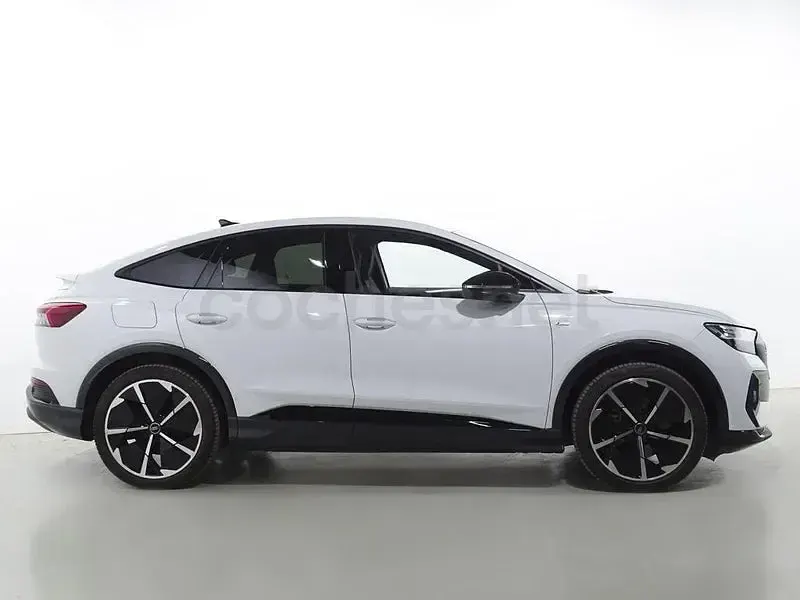 Usado Audi Q4 Sportback e-tron Ambiente 250 kW (340 CV) 2024 Blanco SUV
