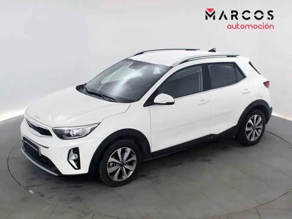 Usado Kia Stonic 100 CV (73 kW) 2025 SUV