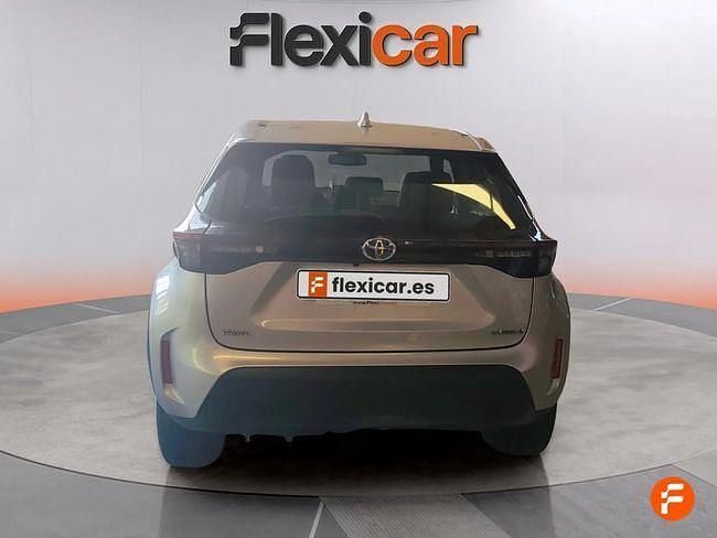 Usado Toyota Yaris Hybrid Active 116 CV (85 kW) 2024 Gris