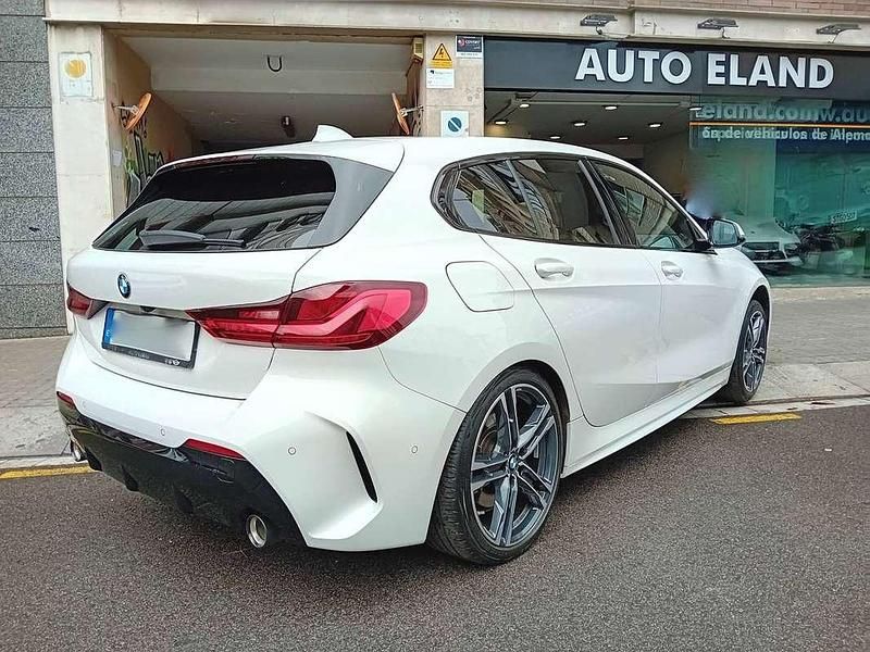 Usado BMW 120 Sport Line 190 CV (139 kW) 2020 Blanco Utilitario