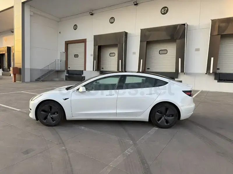 Usado Tesla Model 3 RWD 239 kW (325 CV) 2021 Eléctrico Berlina
