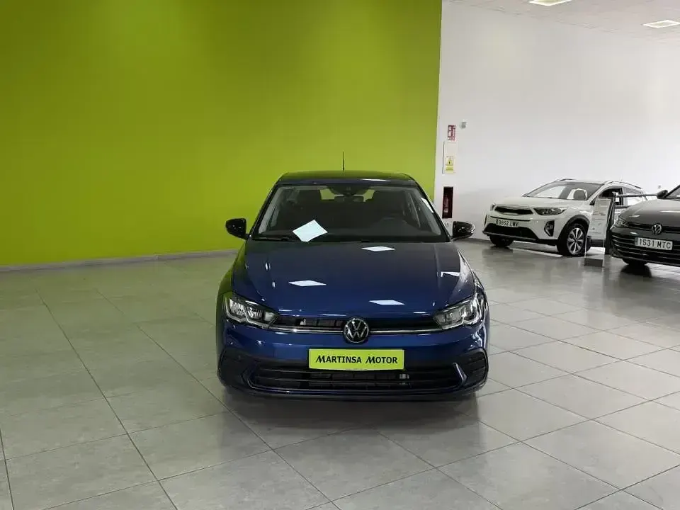 Usado VW Polo Life 95 CV (69 kW) 2022 Azul Utilitario