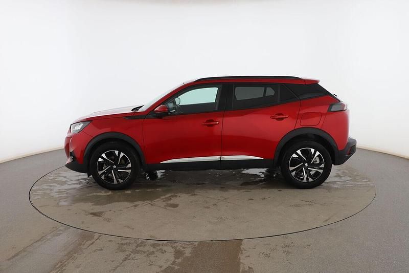 Usado Peugeot 2008 Allure 110 CV (80 kW) 2021 Rojo SUV