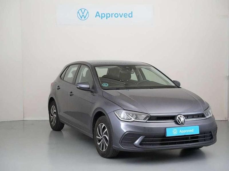 Plateado Usado 2024 VW Polo Life Utilitario | 19.500 € (Precio justo) - Imagen 1/4