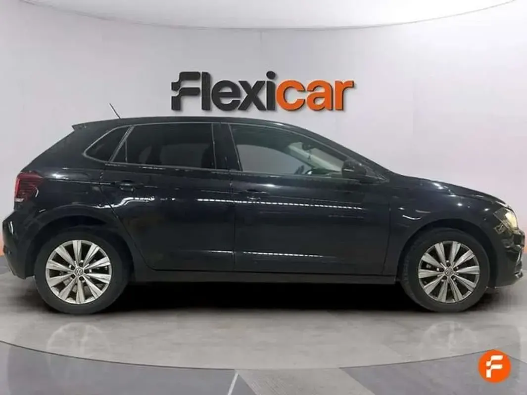 Usado VW Polo 116 CV (85 kW) 2018 Negro Utilitario
