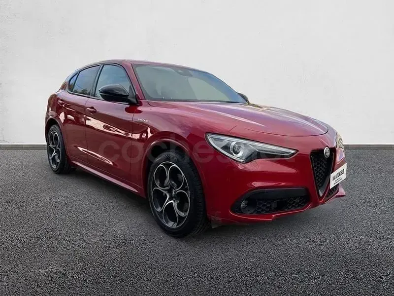 Usado Alfa Romeo Stelvio Veloce 210 CV (154 kW) 2022 Rojo SUV